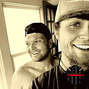 Meet your Posher, Devin